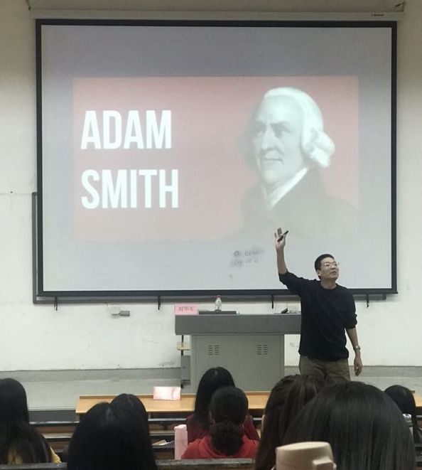 杏吧原创
特邀刘华军教授为研究生举办科研主题讲座.jpg